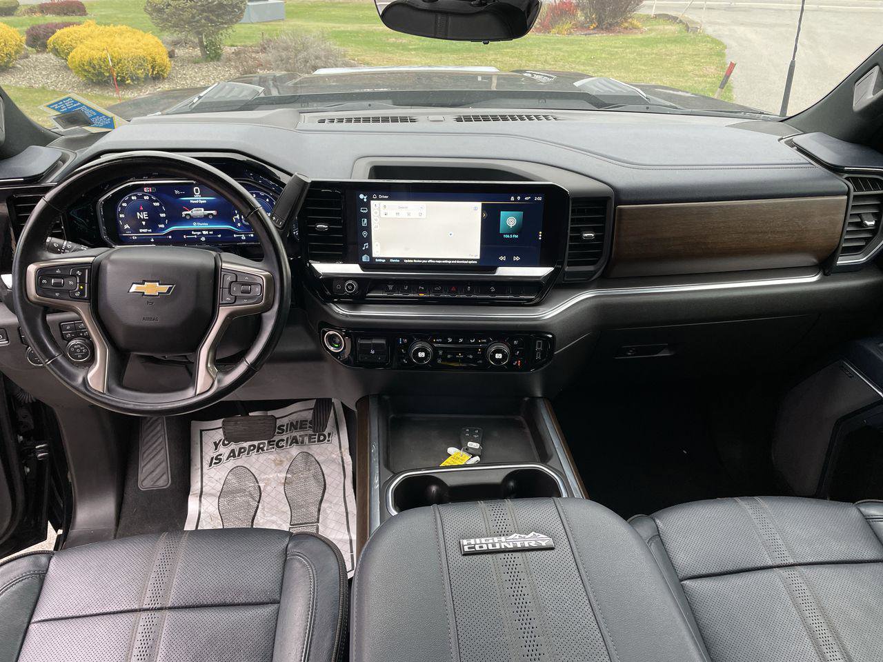 Certified 2024 Chevrolet Silverado 2500 High Country w/ Technology Package image 21