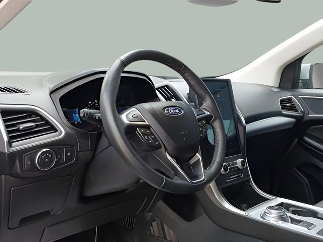 Used 2022 Ford Edge SEL AWD/4WD image 12