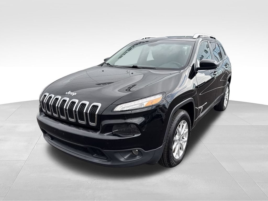 Used 2017 Jeep Cherokee Latitude AWD/4WD image 7