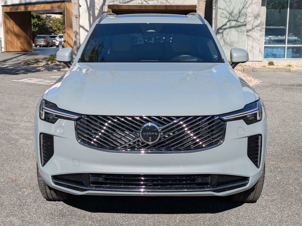 New 2025 Volvo XC90 B6 Ultra image 9