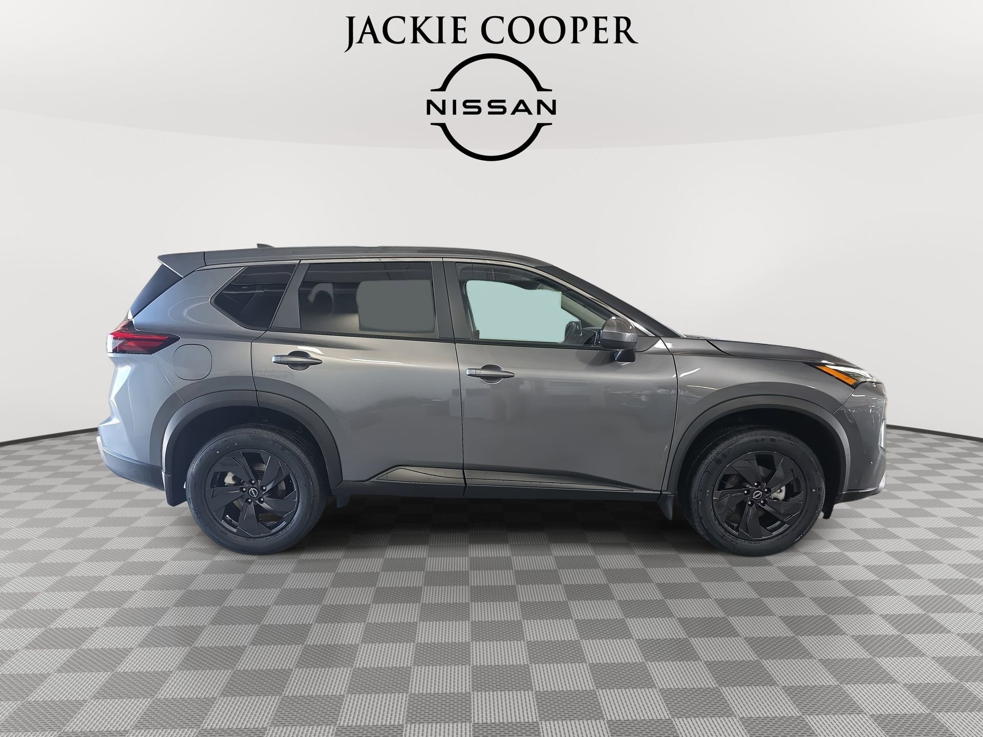 New 2026 Nissan Rogue SV w/ Cold Weather Package FWD image 4