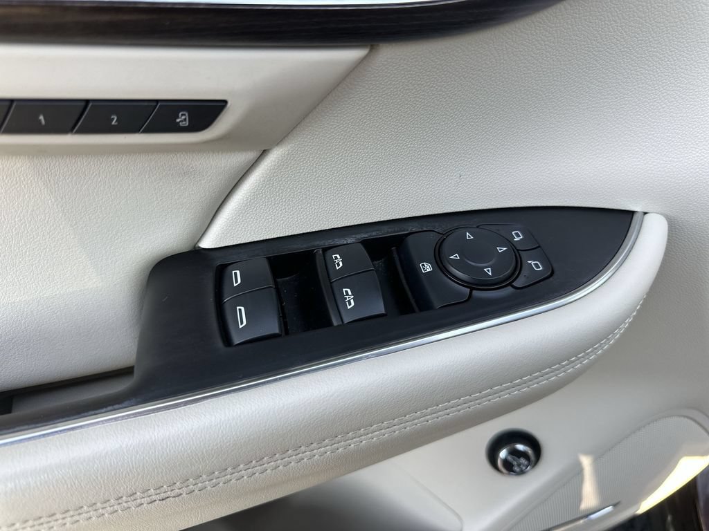 Used 2023 Buick Envision Avenir AWD/4WD image 13