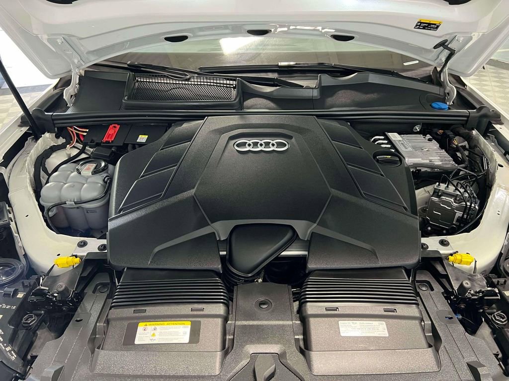 Used 2022 Audi Q7 3.0T Premium image 37