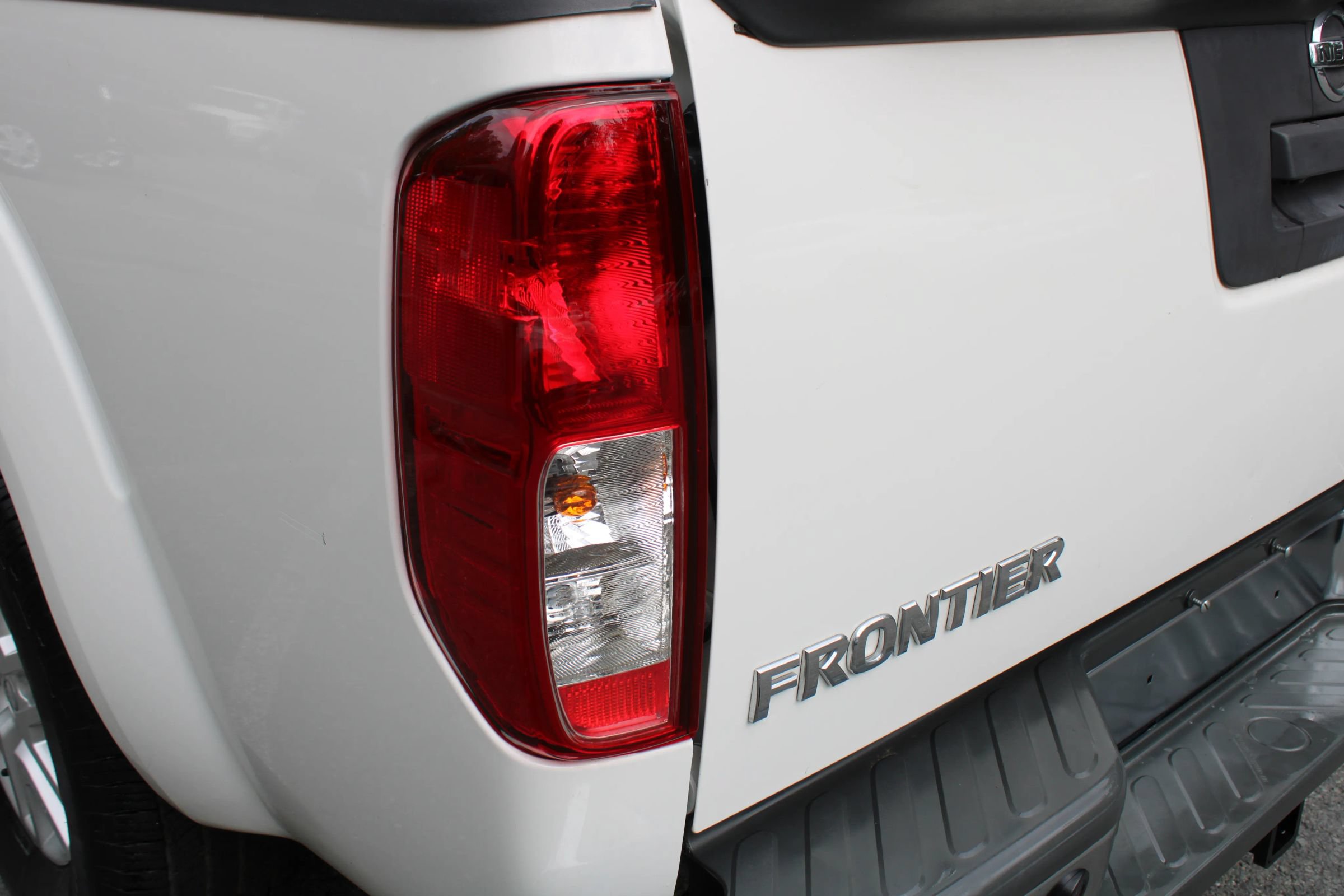 Used 2021 Nissan Frontier SV RWD image 20