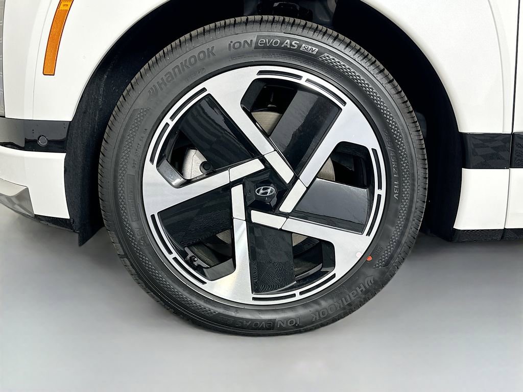 New 2026 Hyundai Ioniq 9 Calligraphy image 23
