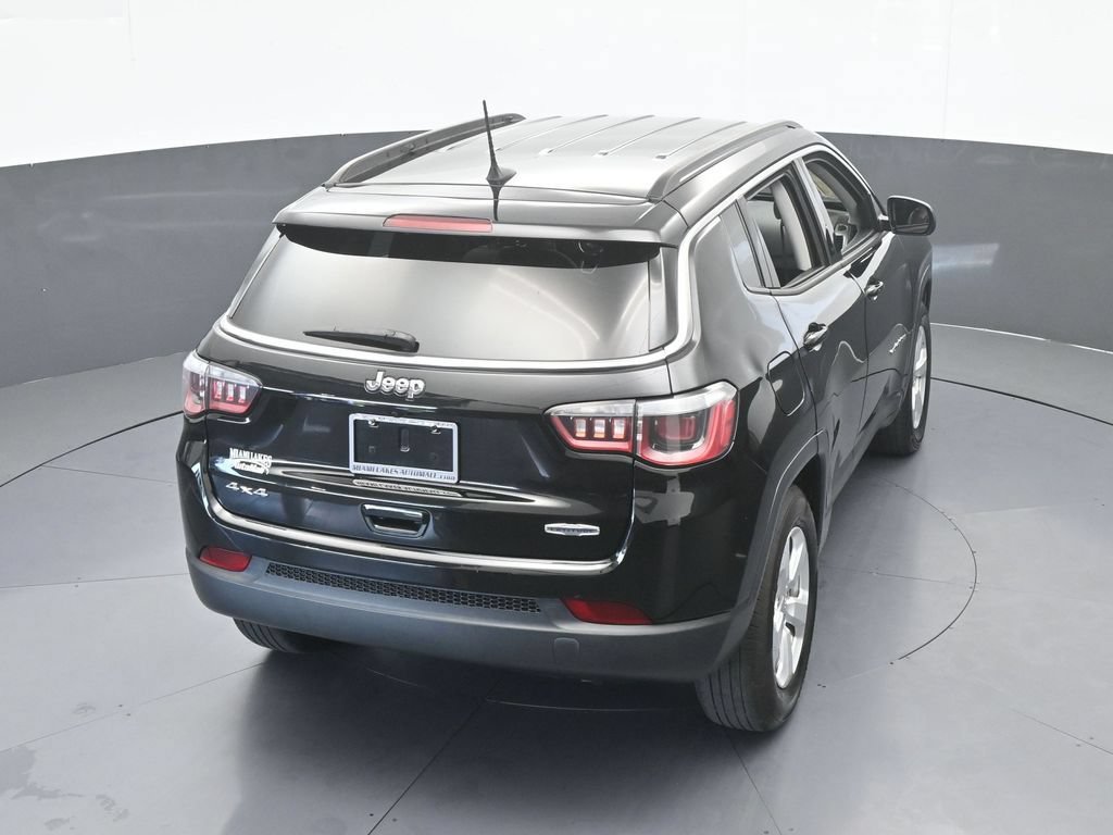 Used 2018 Jeep Compass Latitude w/ Popular Equipment Group AWD/4WD image 52