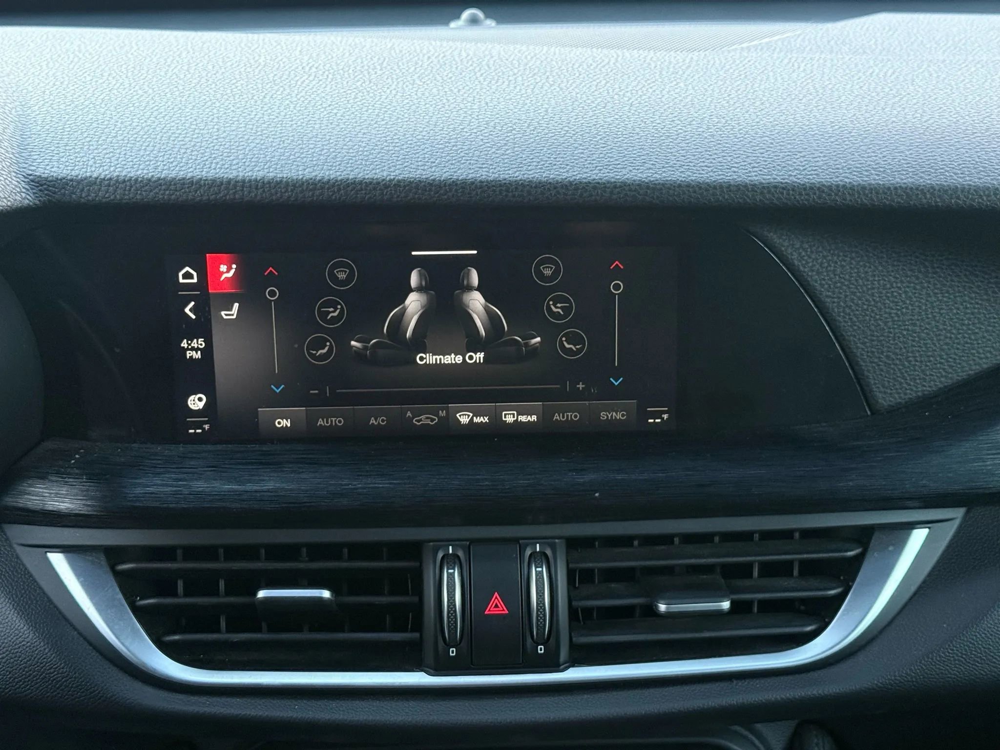 Used 2022 Alfa Romeo Stelvio Sprint image 41