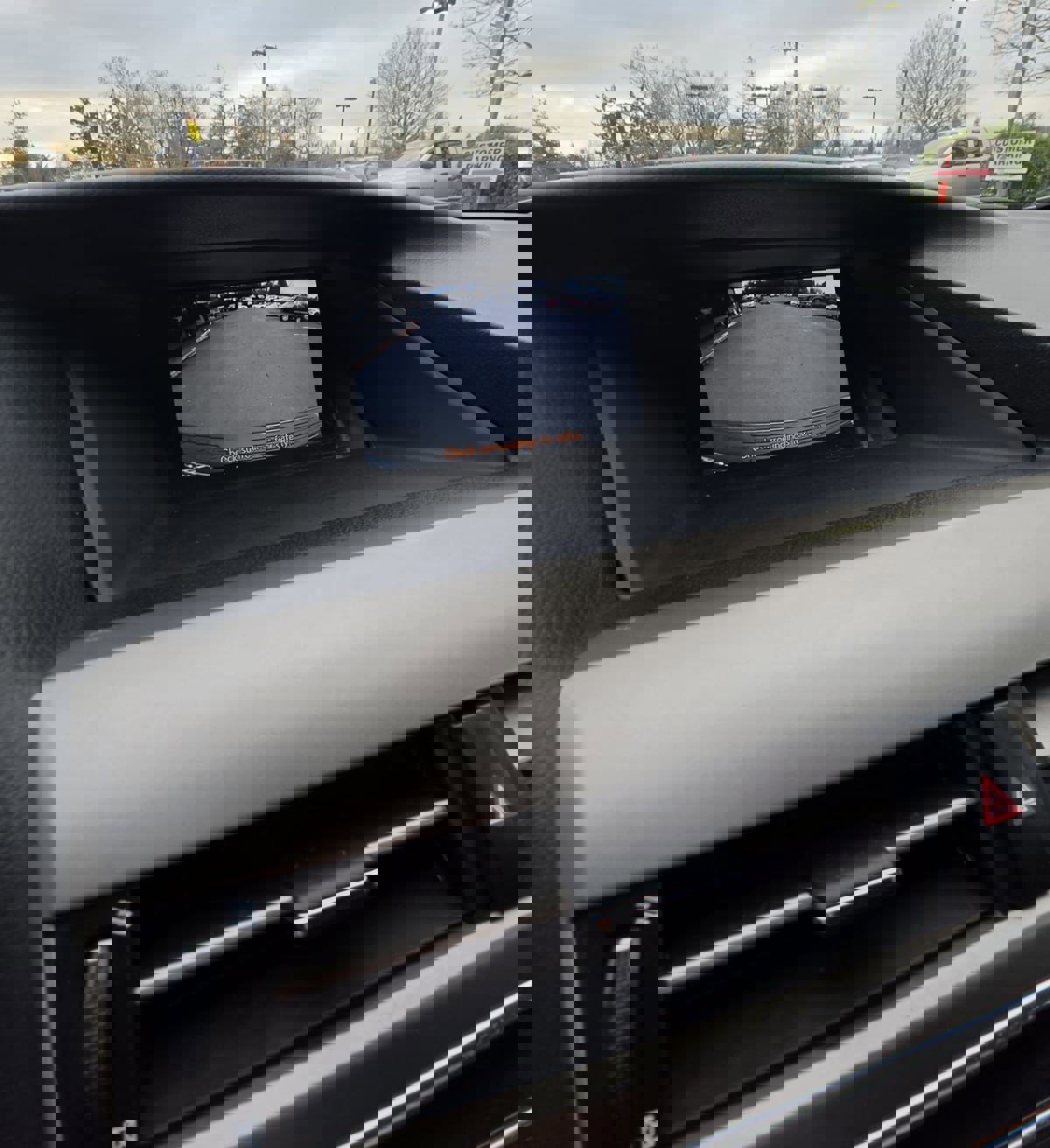 Used 2015 Lexus RX 450h AWD image 19