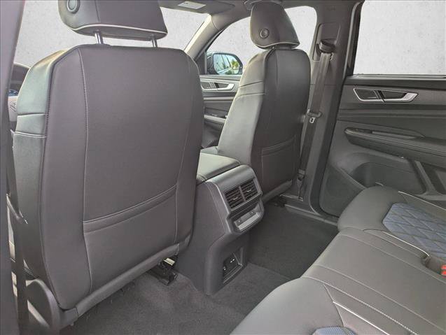 New 2026 Volkswagen Atlas Cross Sport SEL Premium R-Line AWD/4WD image 25