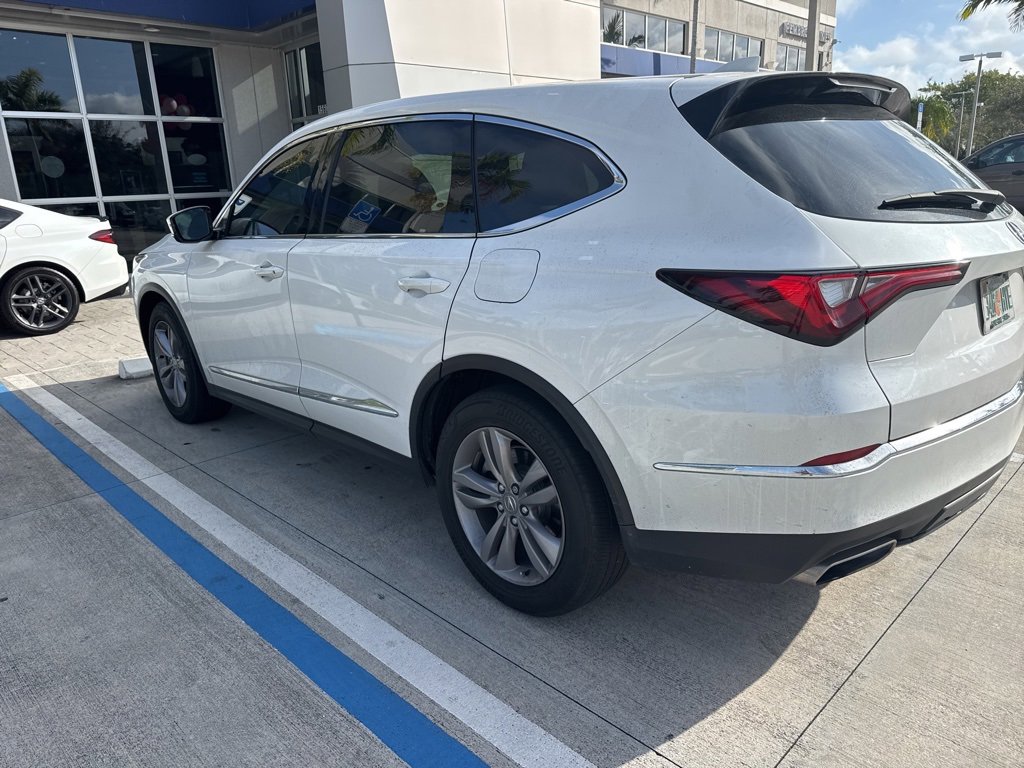 Used 2023 Acura MDX SH-AWD image 12
