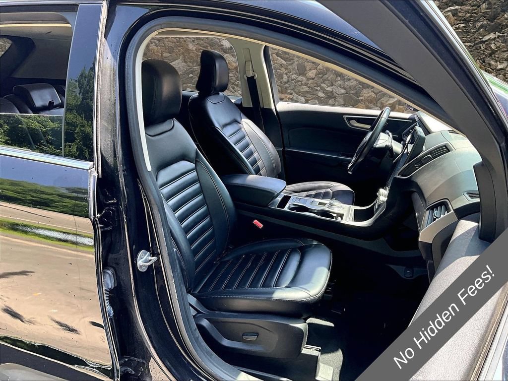 Used 2023 Ford Edge SEL AWD/4WD image 7