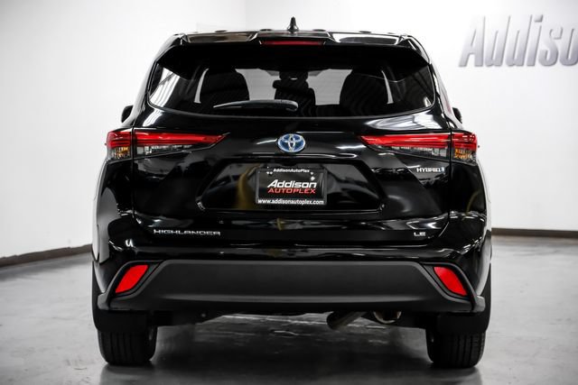 Used 2023 Toyota Highlander LE AWD/4WD image 14