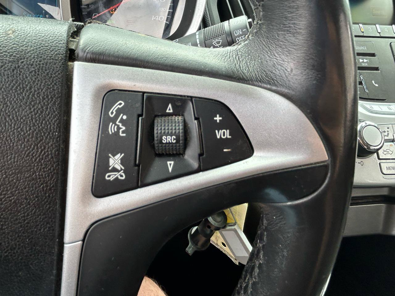 Used 2015 Chevrolet Equinox LT FWD image 19