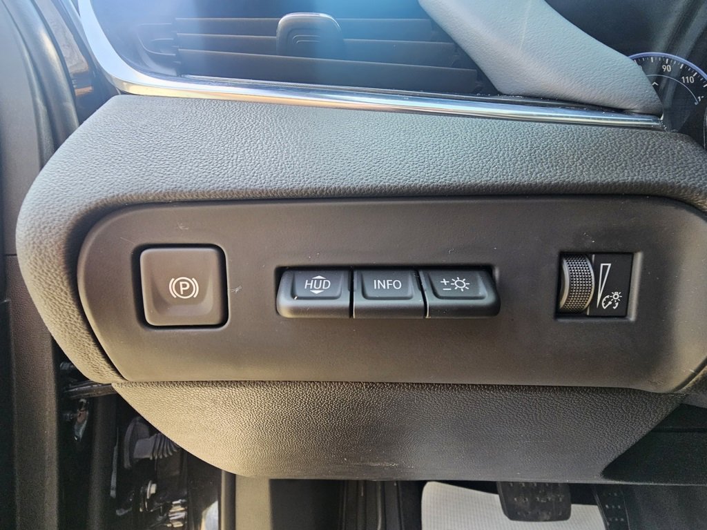 Used 2024 Buick Enclave Premium image 24