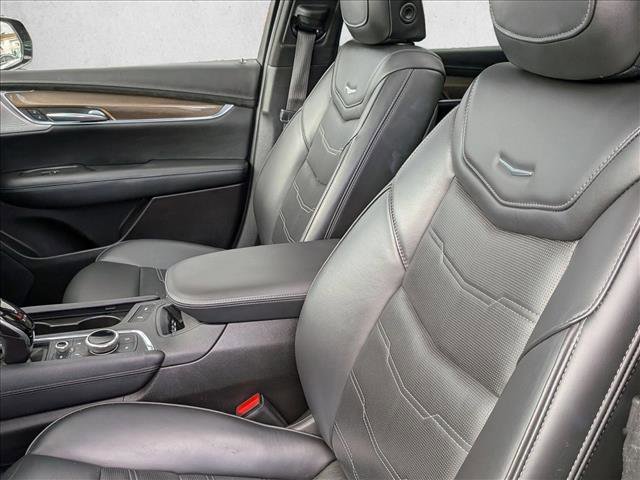 Used 2022 Cadillac XT5 Premium Luxury w/ Platinum Package image 14