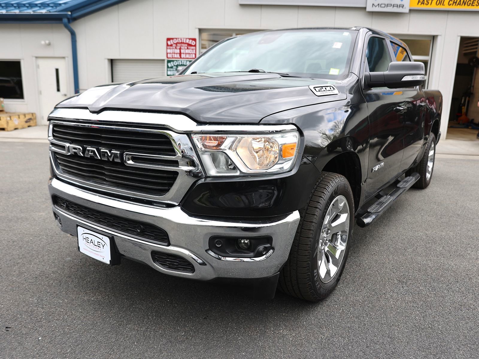 Used 2021 RAM 1500 Big Horn AWD/4WD image 3