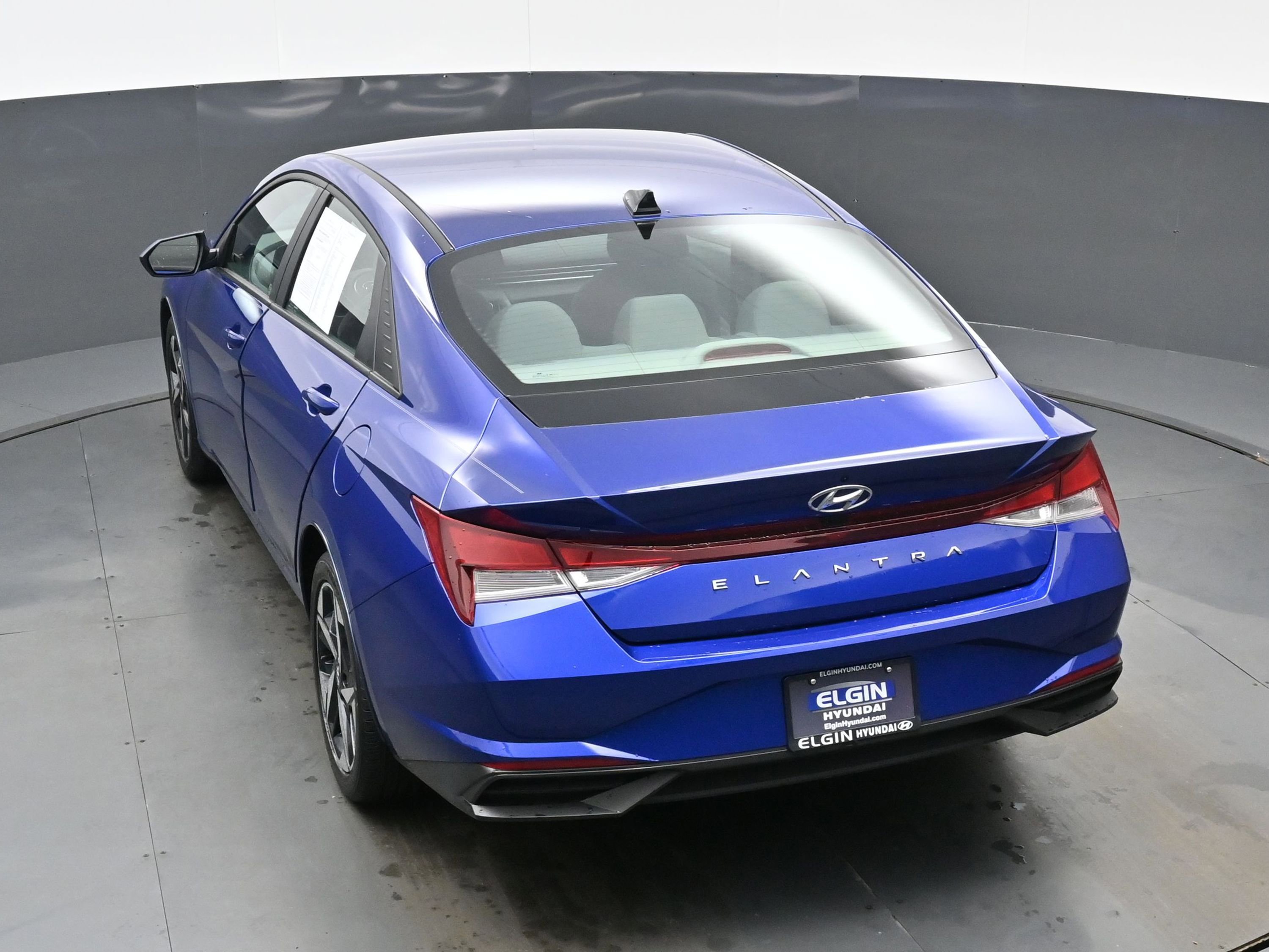 Used 2023 Hyundai Elantra SEL w/ Convenience Package image 35