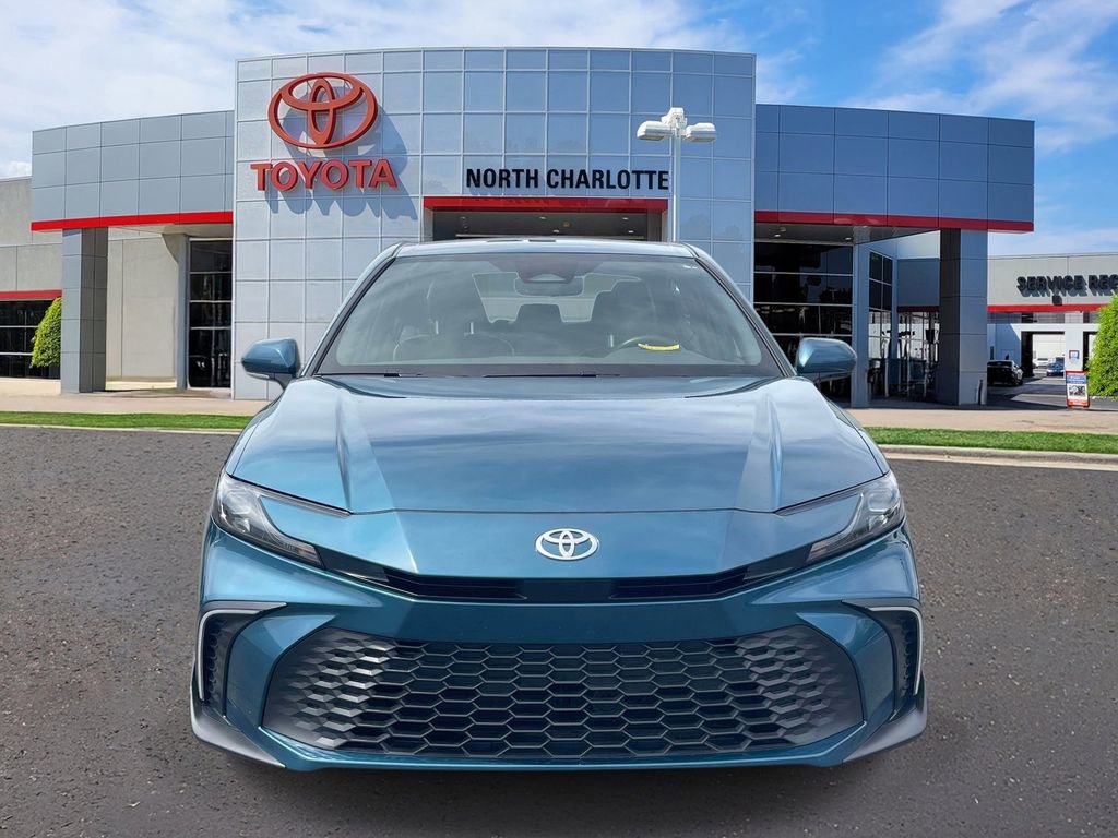 Used 2025 Toyota Camry SE w/ Multimedia Upgrade Package FWD image 3