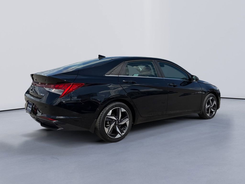 Certified 2023 Hyundai Elantra Limited video 3