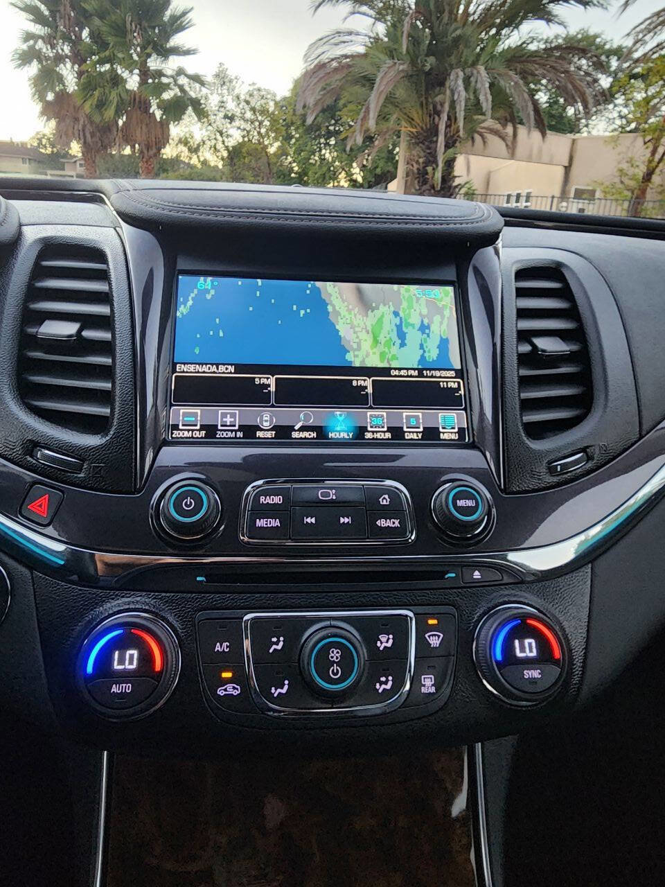 Used 2014 Chevrolet Impala LTZ image 32