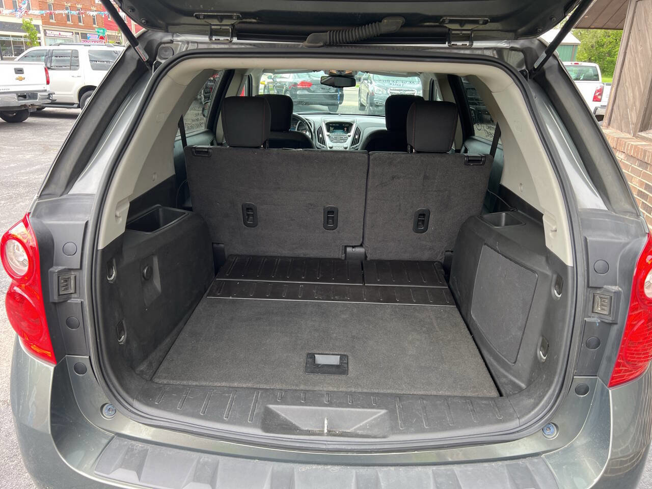 Used 2012 Chevrolet Equinox LT w/ Driver Convenience Package image 16