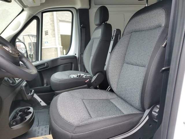 New 2026 RAM ProMaster 2500 w/ Quick Order Package 22G SLT image 16