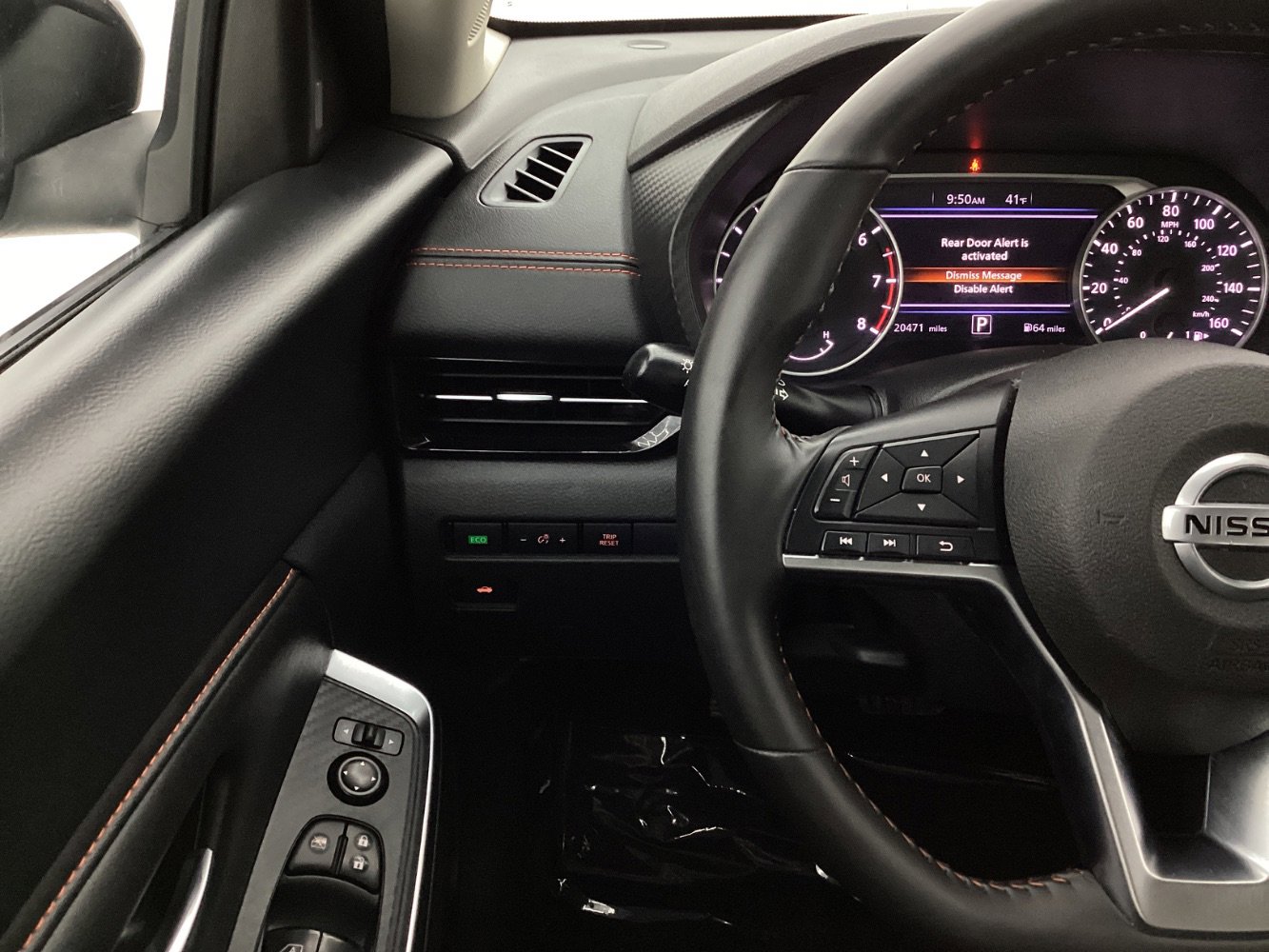 Used 2025 Nissan Sentra SR image 31