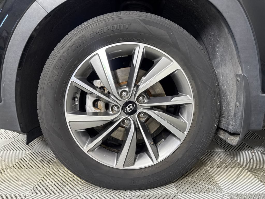 Used 2020 Hyundai Santa Fe Limited FWD image 22