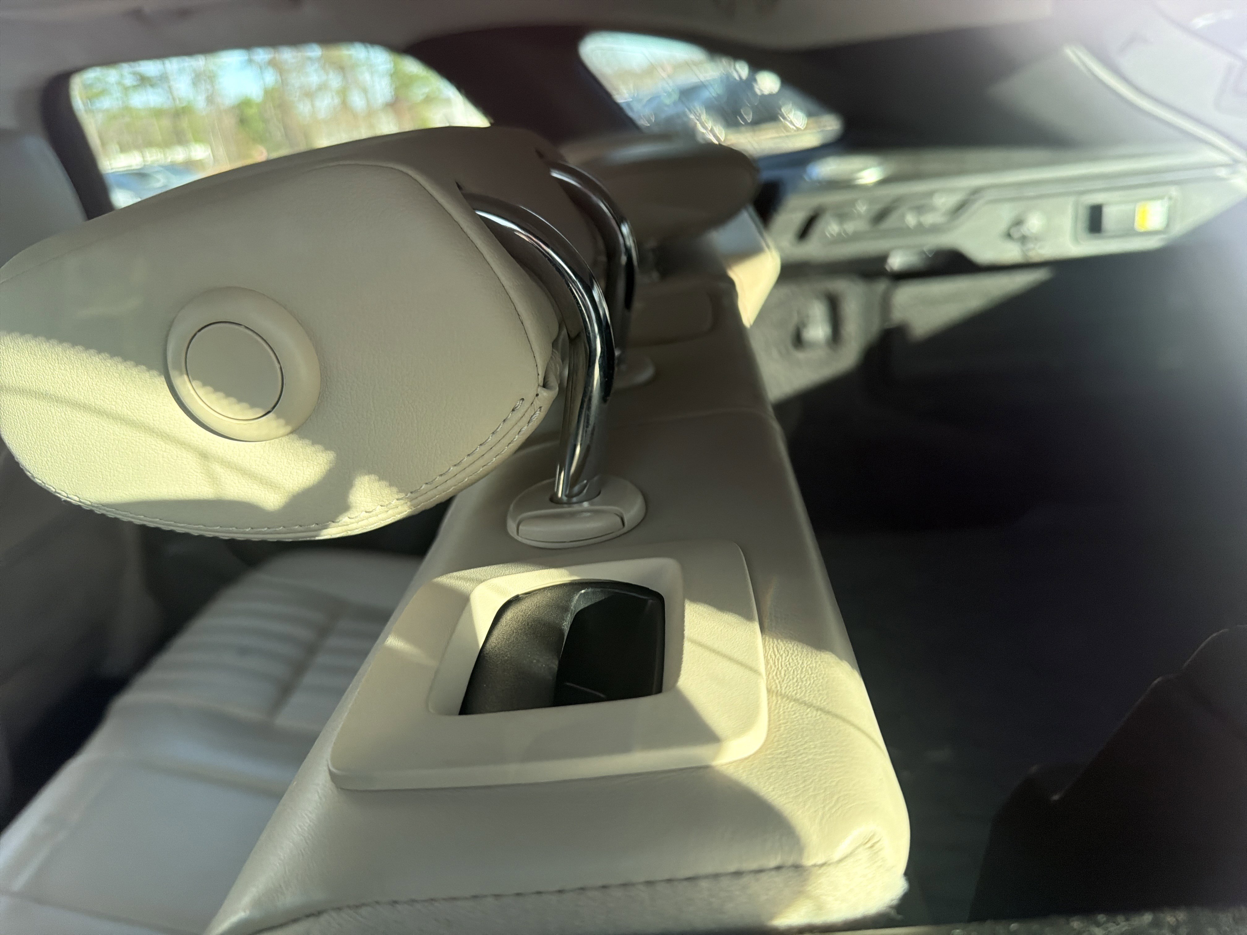 Used 2019 Jaguar F-PACE Portfolio image 20