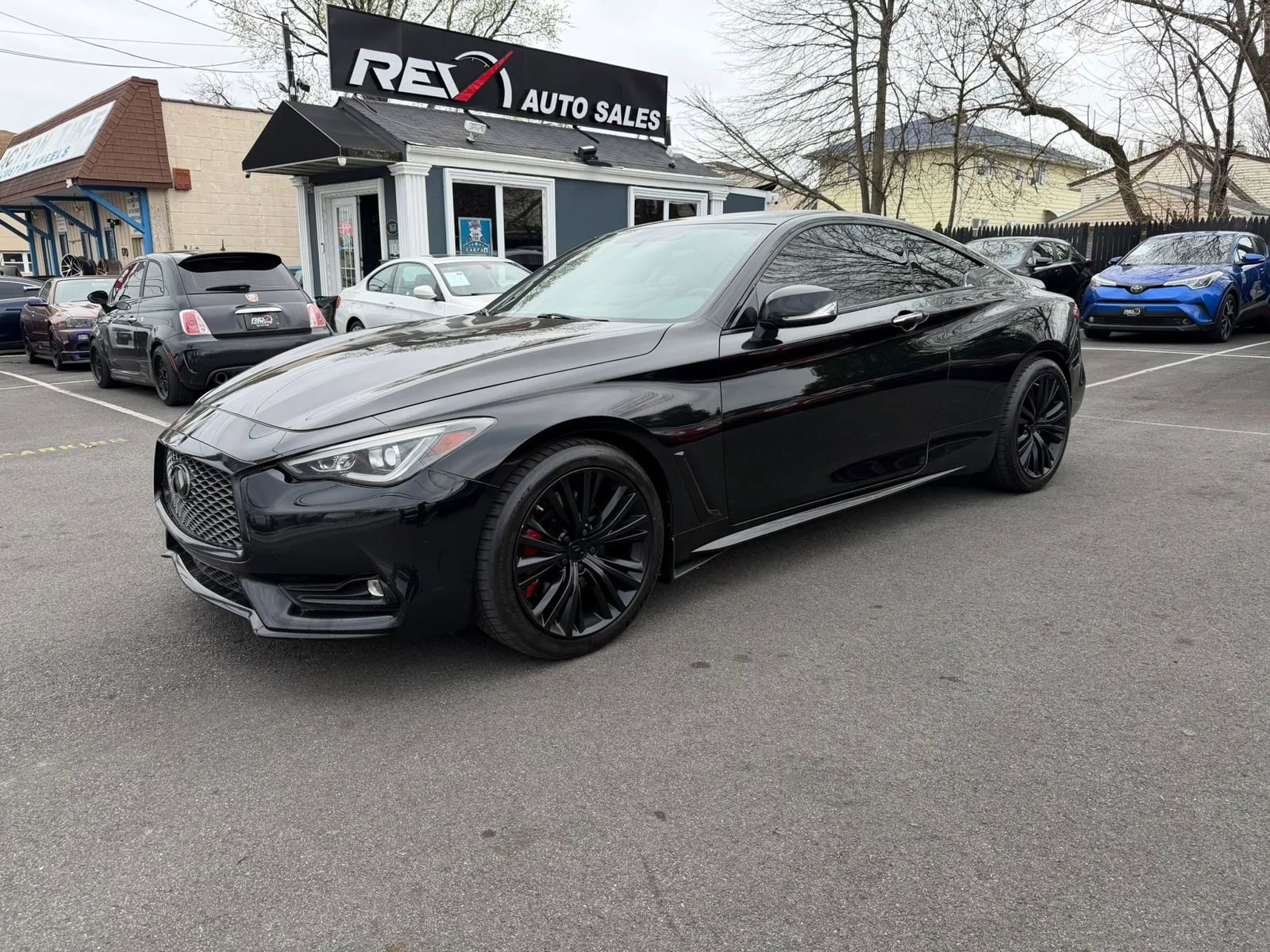 Used 2017 INFINITI Q60 3.0t w/ Premium Plus Package 3.0T image 1