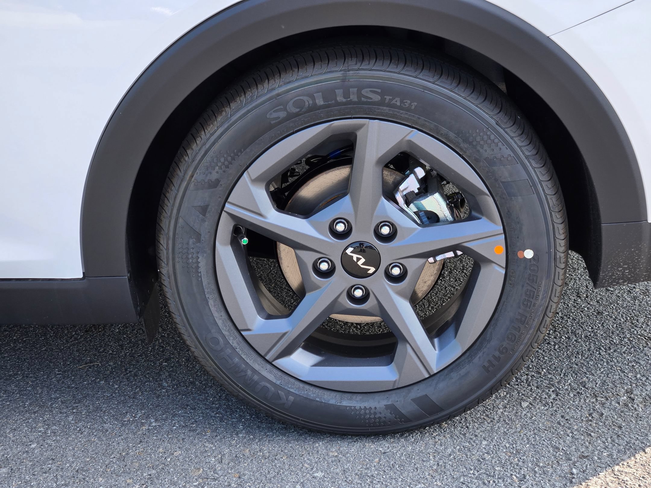 New 2026 Kia K4 FWD image 13