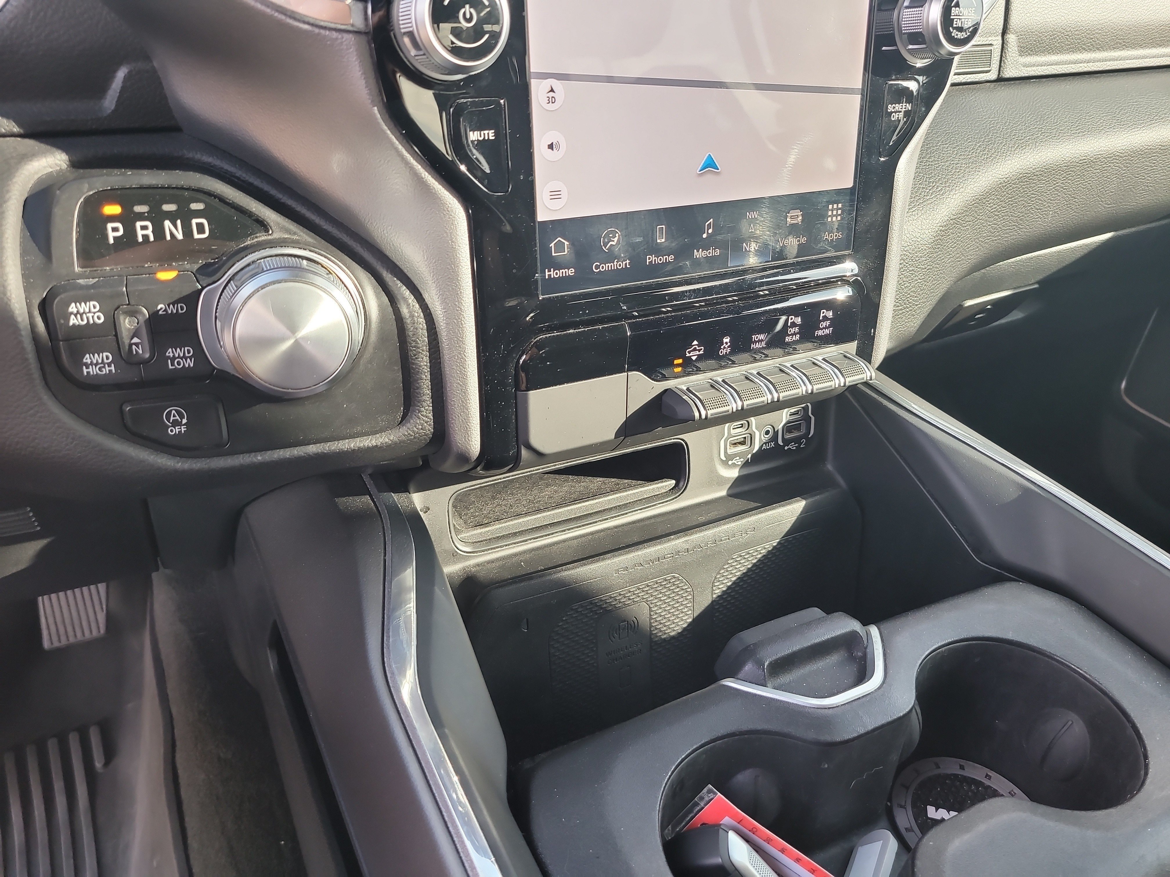 Used 2023 RAM 1500 Laramie AWD/4WD image 24