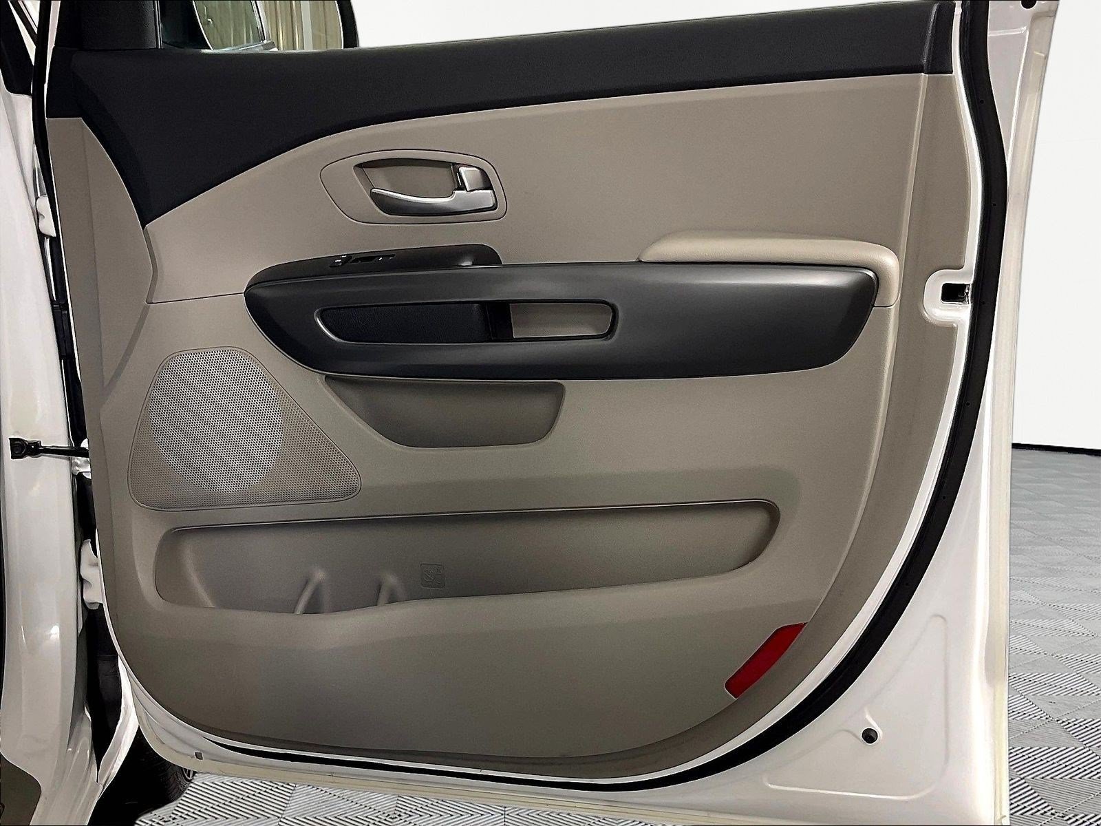 Used 2020 Kia Sedona L FWD image 28