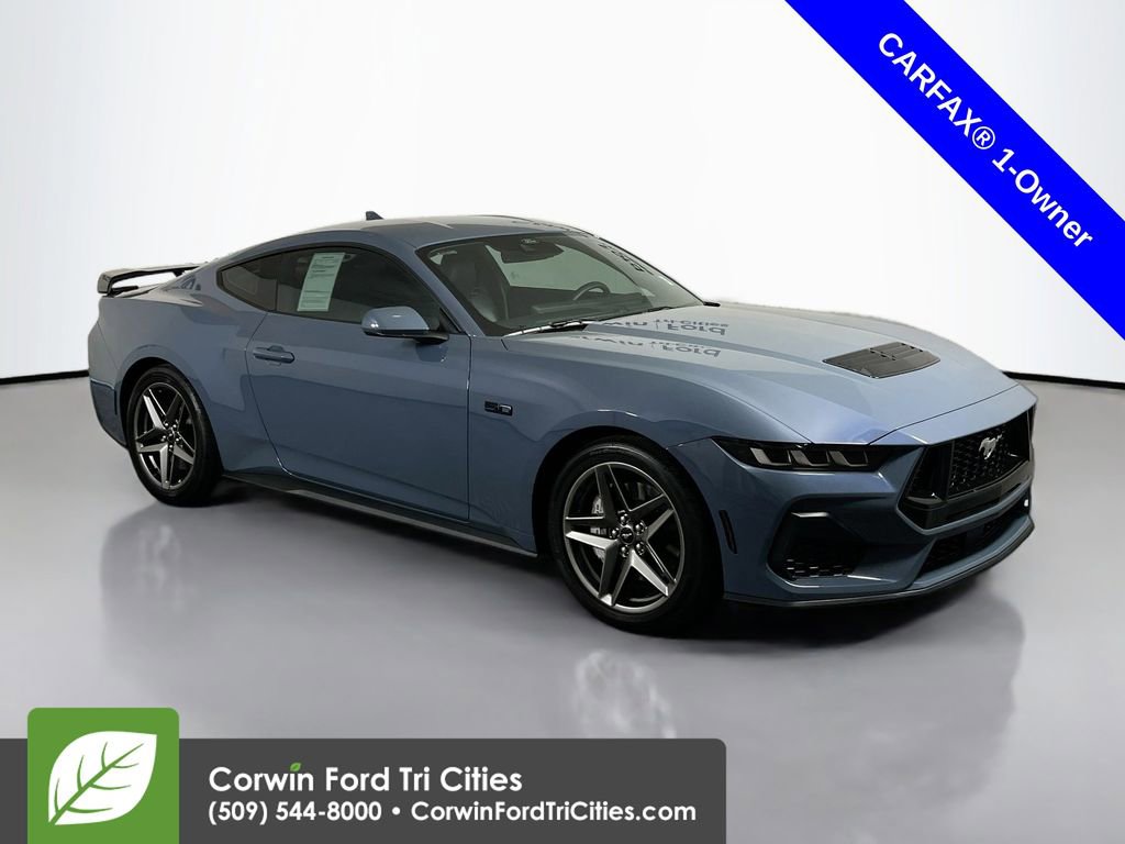 Used 2025 Ford Mustang GT Premium image 1