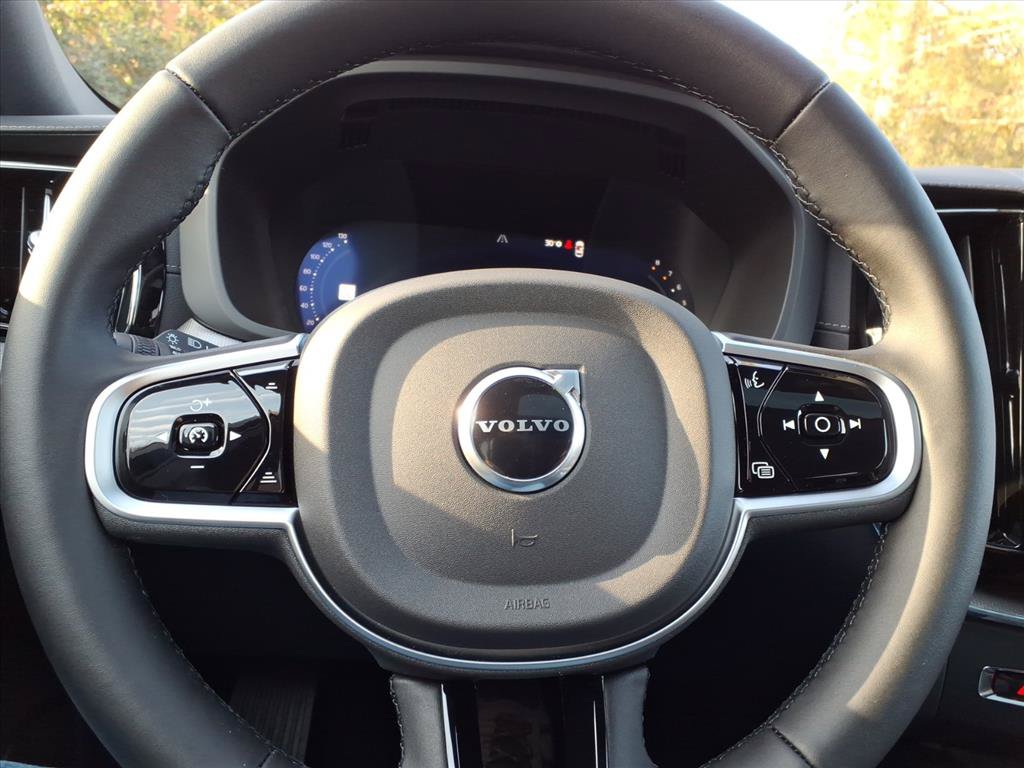 New 2026 Volvo XC60 B5 Ultra w/ Protection Package Premier AWD/4WD image 22