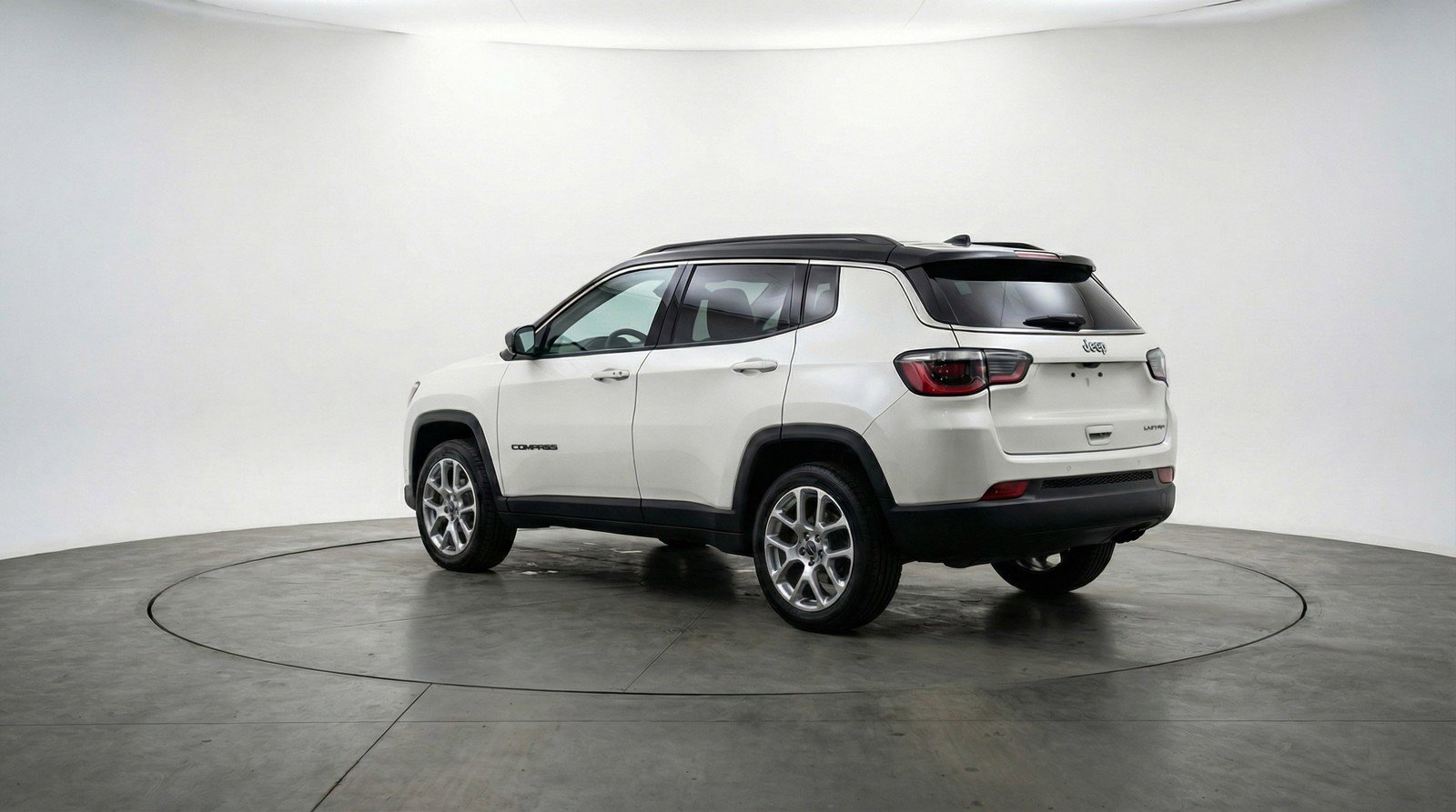 Used 2025 Jeep Compass Limited image 6