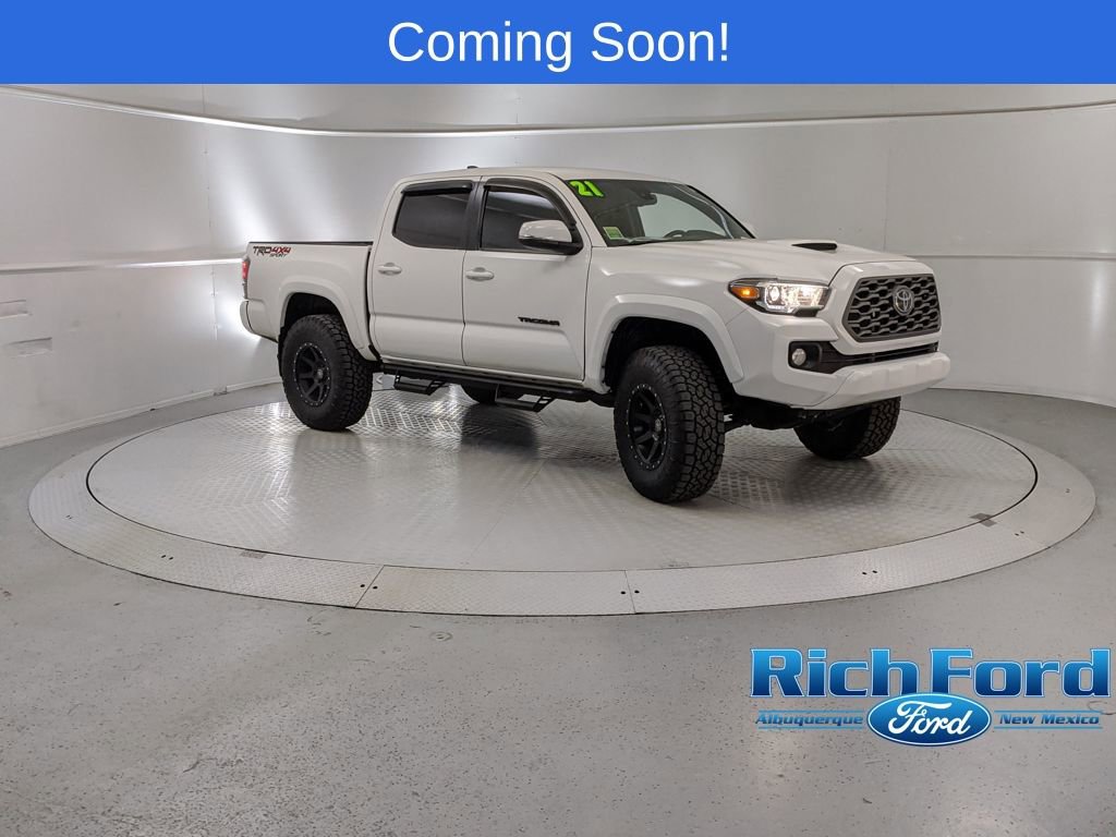 Used 2021 Toyota Tacoma TRD Sport image 1