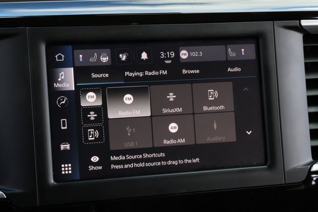 Used 2024 Chrysler Voyager LX image 31