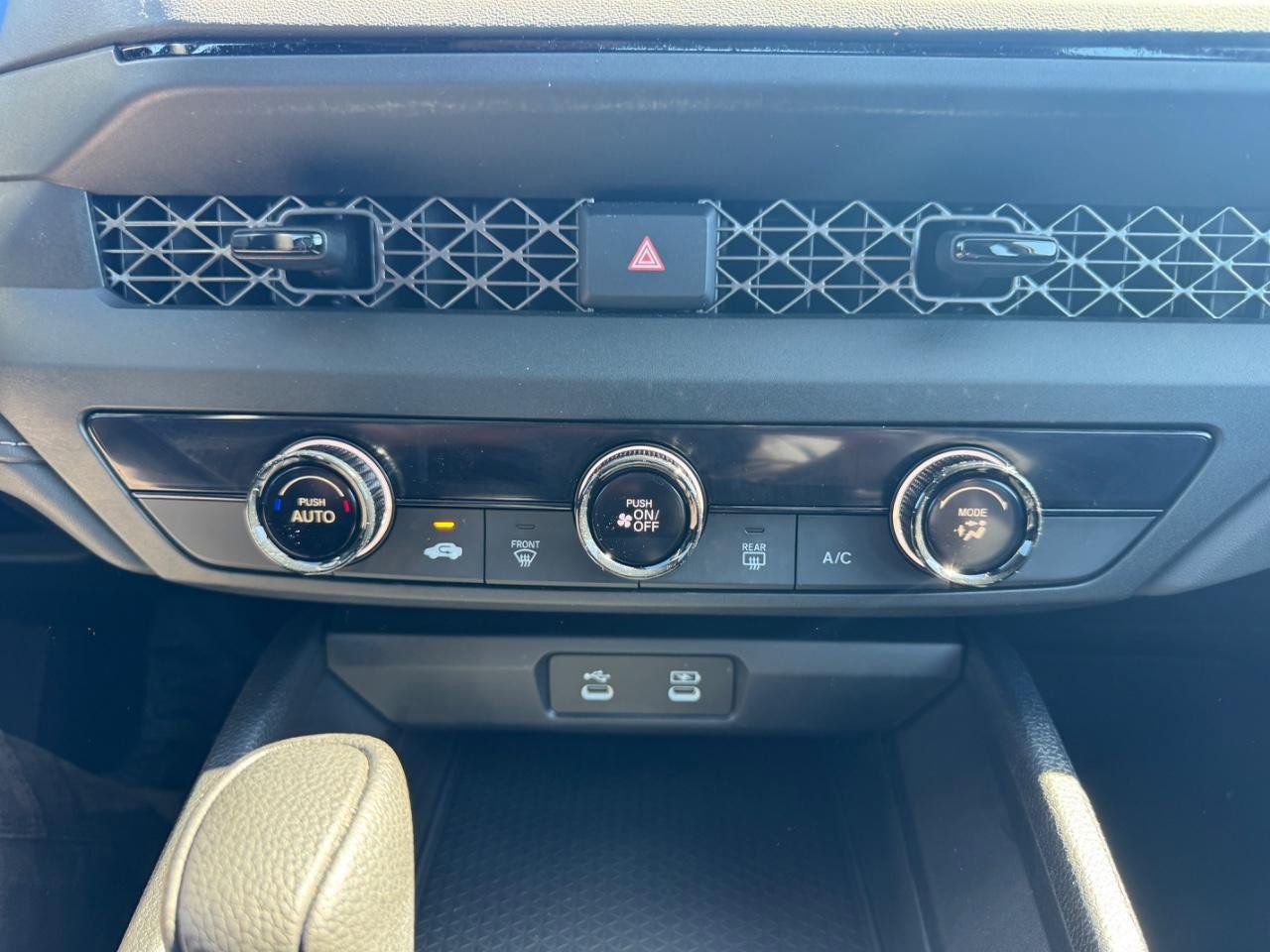 Certified 2023 Honda Accord LX image 28