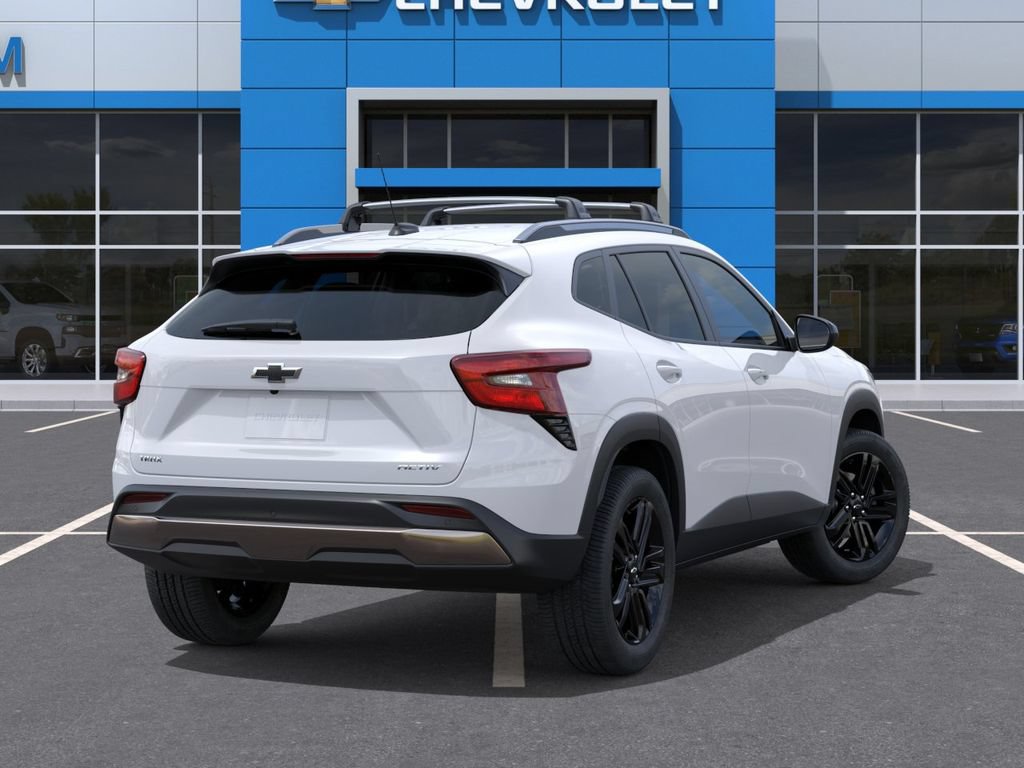 New 2026 Chevrolet Trax ACTIV w/ Sunroof Package FWD image 4