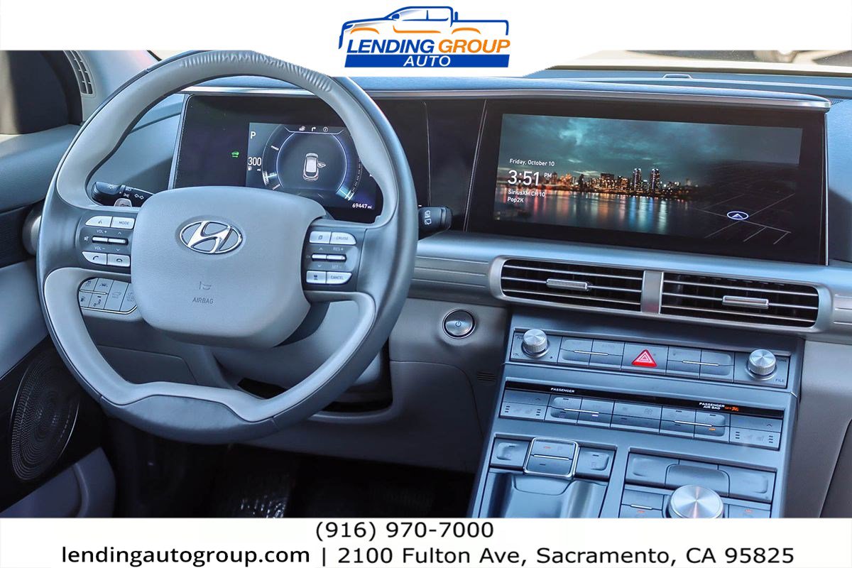 Used 2019 Hyundai Nexo Limited image 12