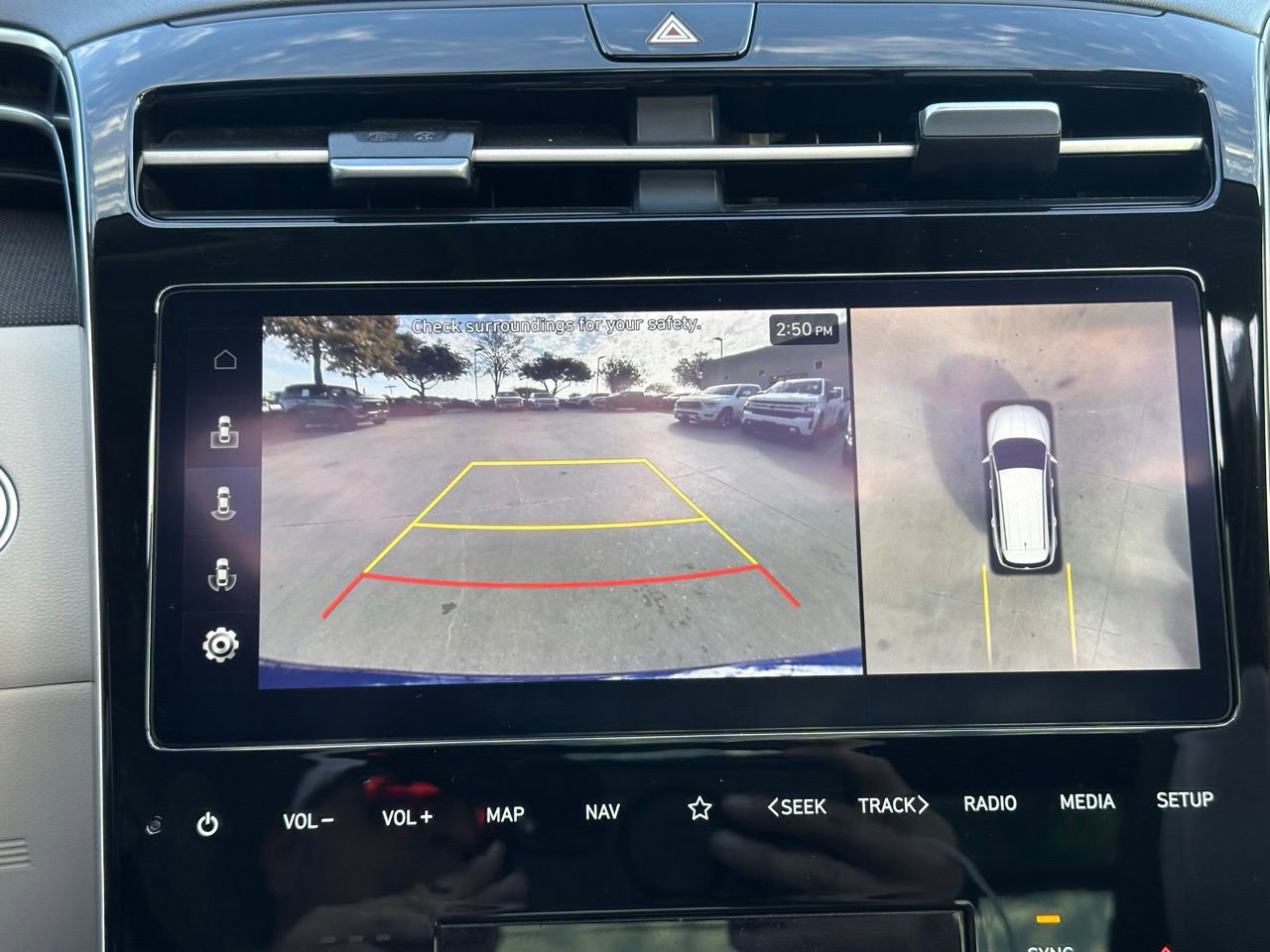 Used 2023 Hyundai Tucson Limited w/ Cargo Package image 32