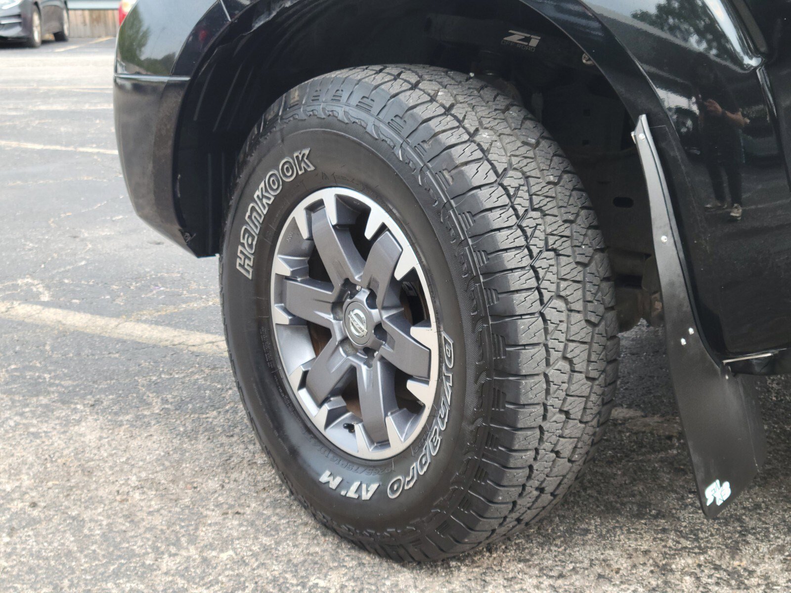 Used 2018 Nissan Frontier PRO-4X image 32