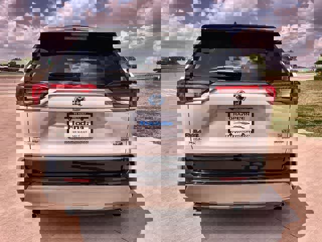 Used 2024 Toyota RAV4 XSE image 6