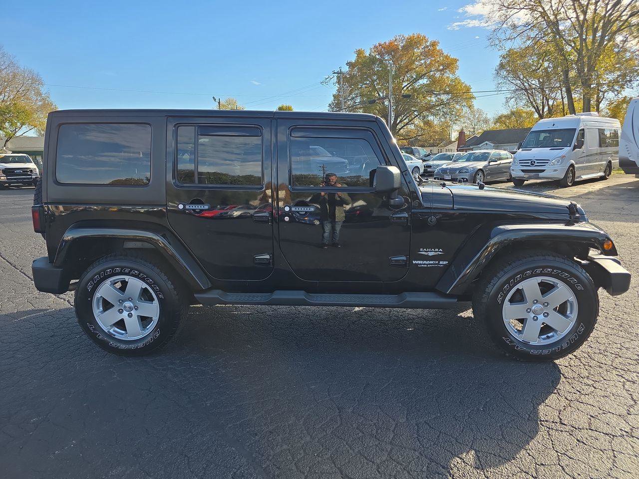 Used 2011 Jeep Wrangler Unlimited Sahara w/ Dual Top Group image 21