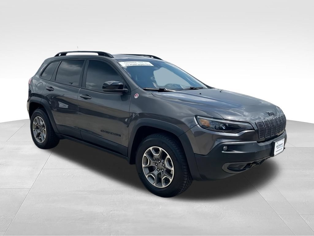 Used 2023 Jeep Cherokee Trailhawk w/ Sun & Sound Group AWD/4WD image 2