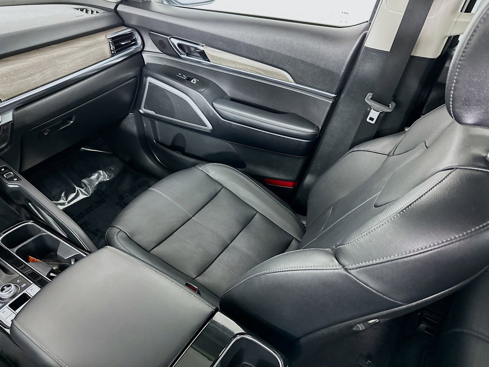 Used 2022 Kia Telluride EX w/ EX Premium Package image 25