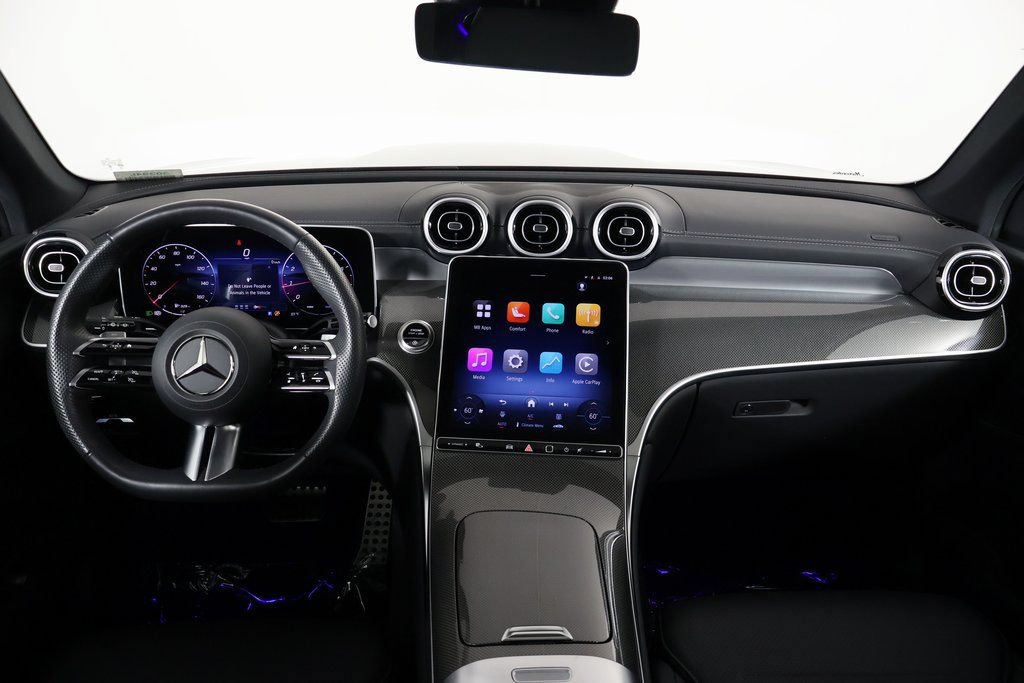 Certified 2026 Mercedes-Benz GLC 300 image 8