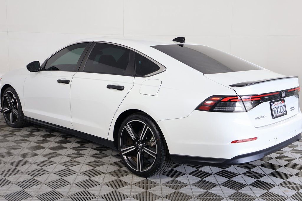 Used 2023 Honda Accord Sport image 6