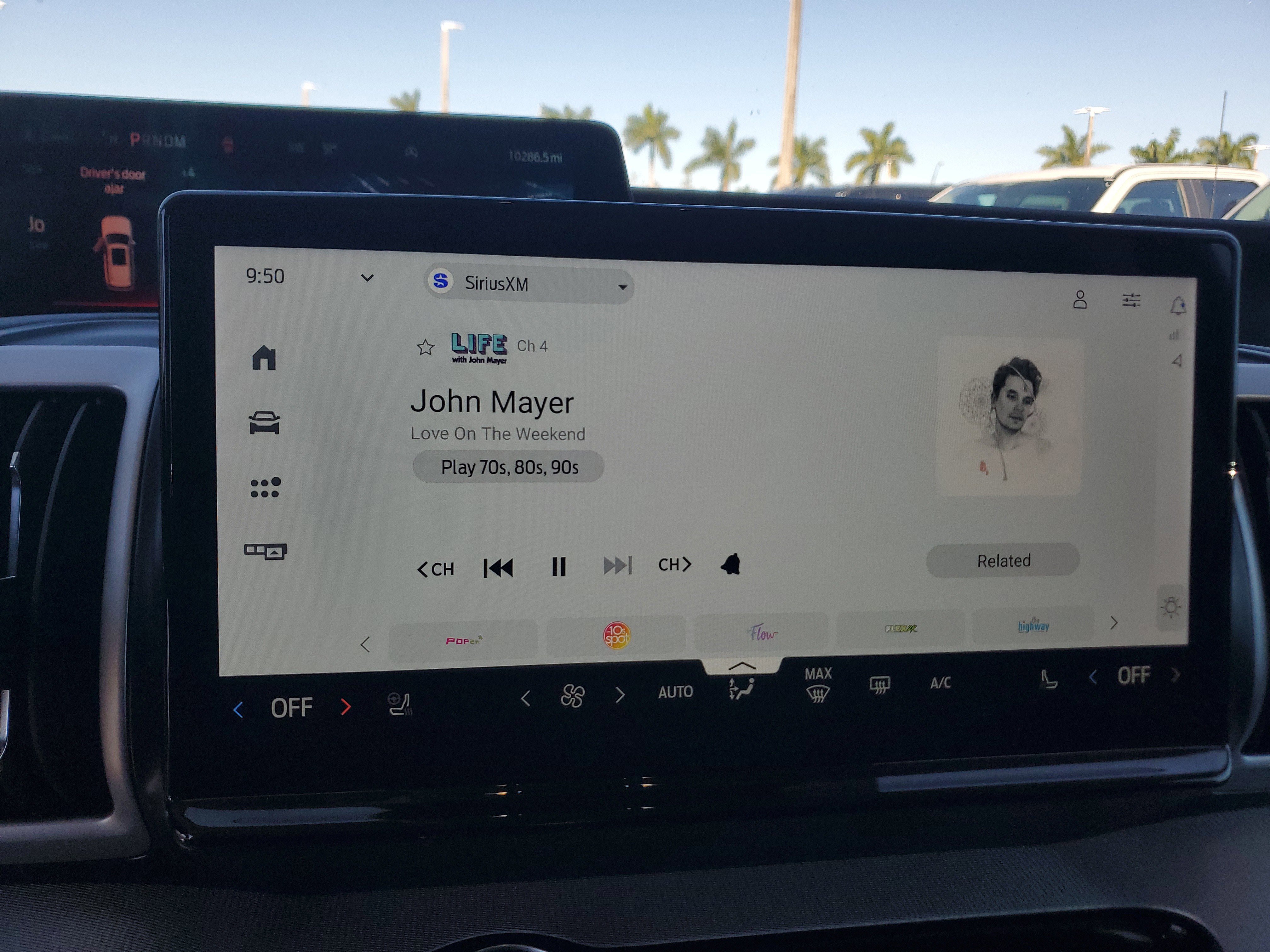 Used 2025 Ford Expedition Active image 26